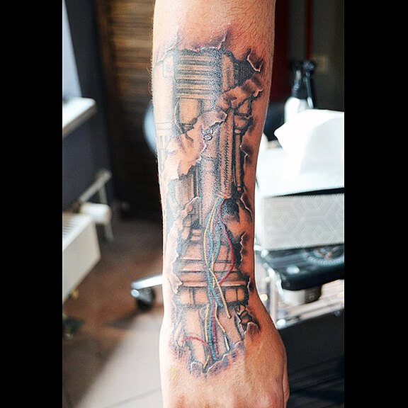 Tattoo-Stil Bionic